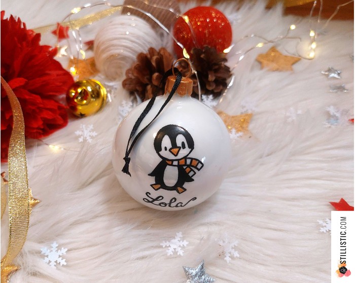 Boule en verre Mon premier Noël personnalisée prénom enfant Ours Renard Licorne Panda décorée à la main Noir et Or